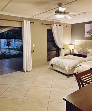 The Wilds Guest House Хлухлуве Экстерьер фото